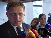 Fico sa pasoval na tlačovke za ochrancu novinárov Fico sa pasoval na tlačovke za ochrancu novinárov