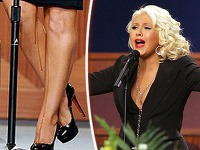 Christina Aguilera sa so svojím vzorom rozlúčila s prímesou faux-pas. Christina Aguilera sa so svojím vzorom rozlúčila s prímesou faux-pas.