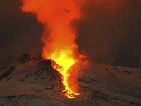 Sicílska sopka Etna sa opäť prebudila Sicílska sopka Etna sa opäť prebudila