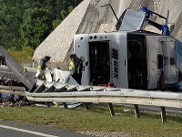 Tragická nehoda českého autobusu Tragická nehoda českého autobusu