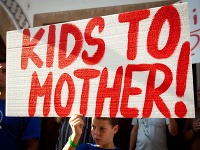 Protest na záchranu detí