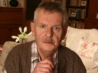 Juraja Slezáčka v týchto dňoch sužujú zdravotné komplikácie.