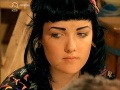 Okrem slúžok je jedinou ženou na Farme Eva Orolínová.