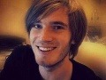 Felix má len 24 a už zarobil milióny: Stačilo zopár slov, pozrite, to by ste zvládli aj vy!