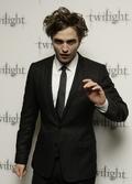 Robert Pattinson