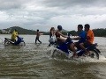Vietnamom sa prehnala tropická búrka: Vyžiadala si už 29 obetí na životoch