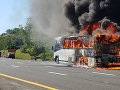 Horiaci autobus v meste Horiaci autobus v meste