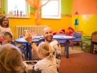 My sme malí muzikanti - OVCE.sk s Robom Opatovským My sme malí muzikanti - OVCE.sk s Robom Opatovským