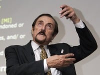 Philip Zimbardo v roku 2007 Philip Zimbardo v roku 2007