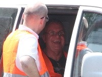 Jožo Ráž sa po zrážke dokonca smial. Jožo Ráž sa po zrážke dokonca smial.