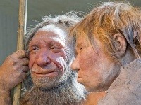 Rekonštrukcia neandertálskeho páru Rekonštrukcia neandertálskeho páru