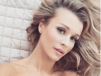Joanna Krupa neváha využiť svoju krásu pre dobrú vec. Joanna Krupa neváha využiť svoju krásu pre dobrú vec.