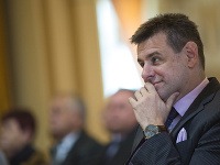 László Sólymos László Sólymos