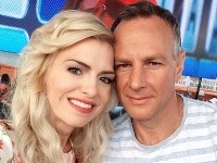 Zlatica Švajdová Puškárová s manželom Patrikom Švajdom. Zlatica Švajdová Puškárová s manželom Patrikom Švajdom.