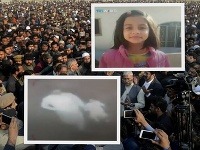 V Pakistane demonštrovali tisícky ľudí V Pakistane demonštrovali tisícky ľudí