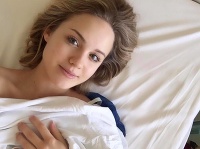 Klaudia Kristiníková minulý týždeň absolvovala ďalšiu operáciu nohy. Lekári jej však časť jednej skrutky museli v kosti nechať. Klaudia Kristiníková minulý týždeň absolvovala ďalšiu operáciu nohy. Lekári jej však časť jednej skrutky museli v kosti nechať.