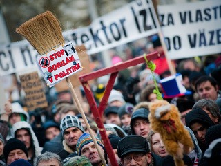 Protest Gorila 3: Všetko,