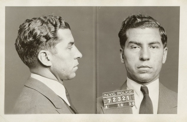 18. apríl 1936: Jeden z najmocnejších mafiánov Charles Lucky Luciano sa dostal do rúk polície. Stál aj za obchodom s heroínom.