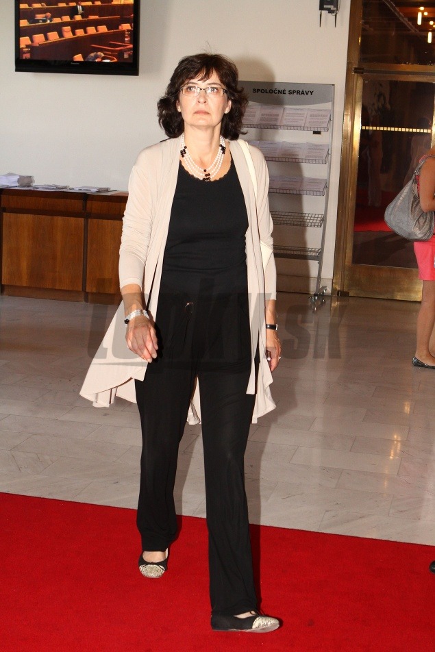 Poslankyňa Lucia Žitňanská v rovnakom oblečení dva dni schôdze.
