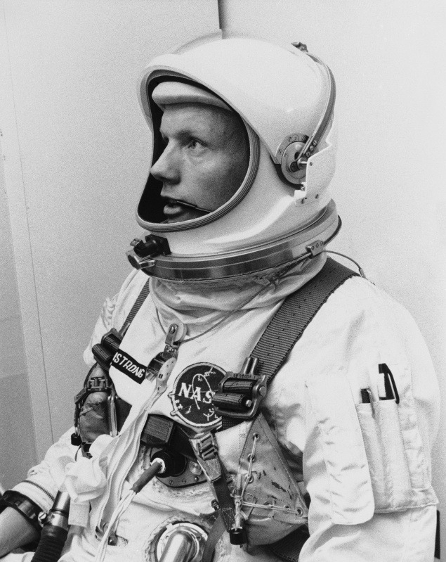 6. marec 1966: Neil Armstrong ako pilot letu Gemini 8.