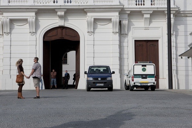 Kvôli bezpečnostným opatreniam zavreli nádvorie Bratislavského hradu už vo štvrtok.