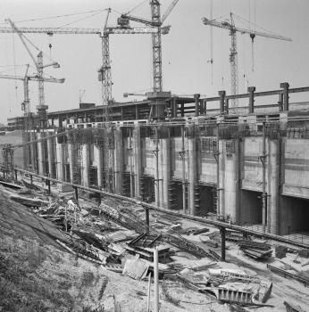 31. máj 1988: Výtoková časť vodnej elektrárne.