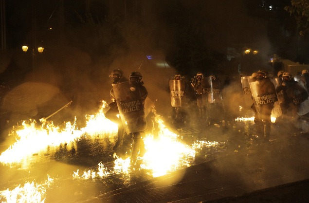 Grécko ochromil generálny štrajk