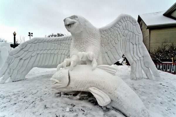 Na festivale v michiganskom meste Frankenmuth, ktorý sa koná každý rok na konci januára, sú k videniu aj takéto snehové skvosty