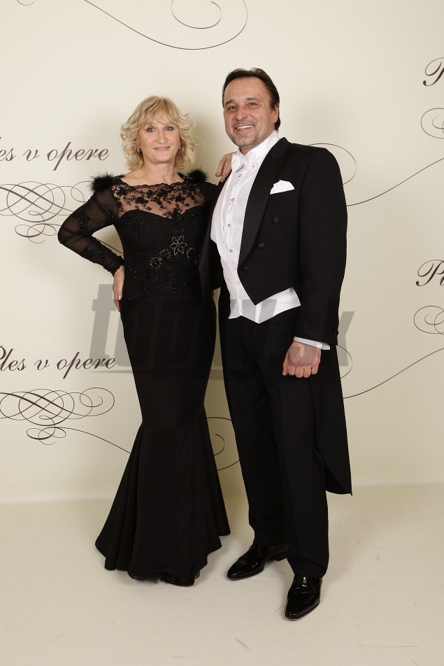 kralovna-vajda-foto--Orange-ples-v-opere-2013-13--rocnik.jpg