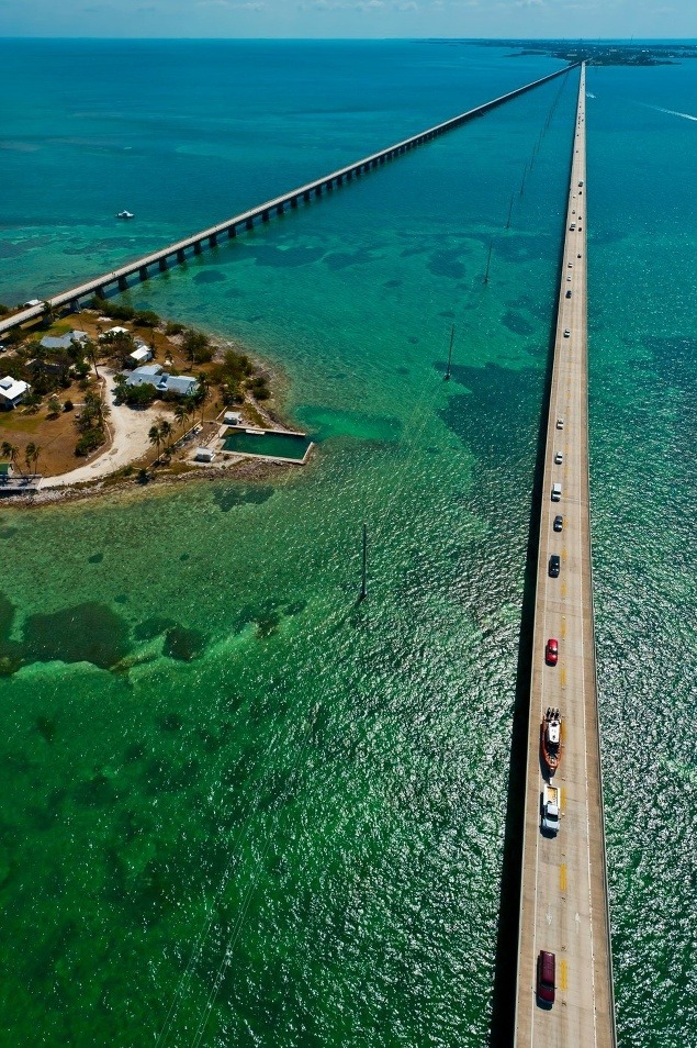 7-míľový most, Florida Keys, USA.