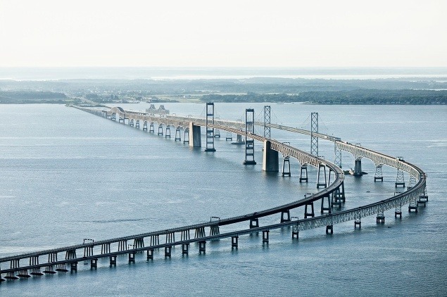 Most Chesapeake Bay Bridge, Maryland, USA. Dĺžka vyše 6 km.