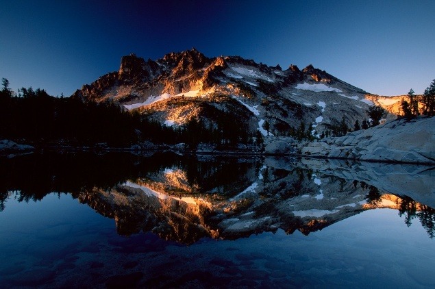McClellan Peak, Washington, USA.