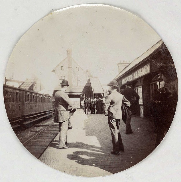 Stanica Kingsbury a Neasden, okolo roku 1890.