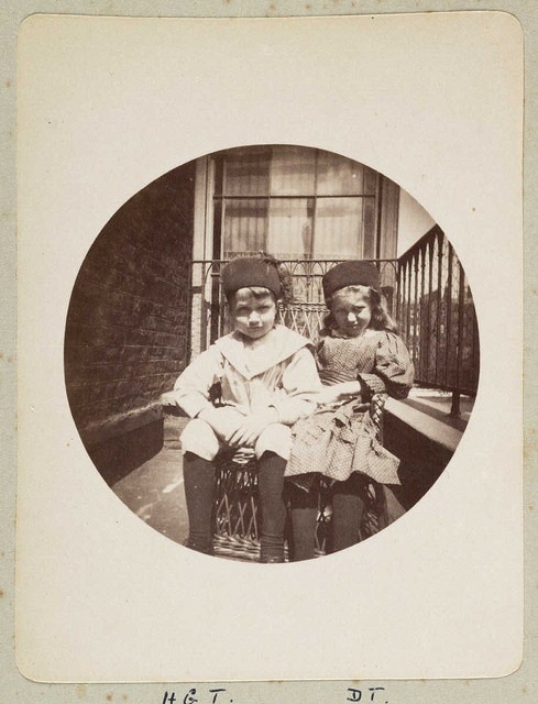 Dve deti na balkóne, 1888.
