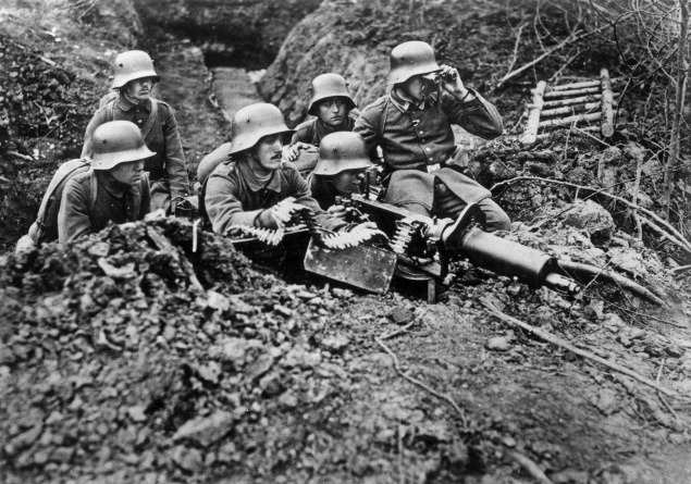 Guľomety boli obľúbenou zbraňou aj nemeckých vojakov. Júl 1916.