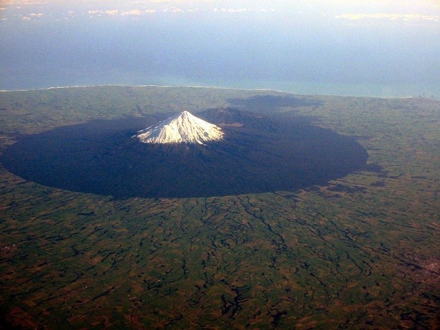 Neaktívna sopka Taranaki, Nový Zéland