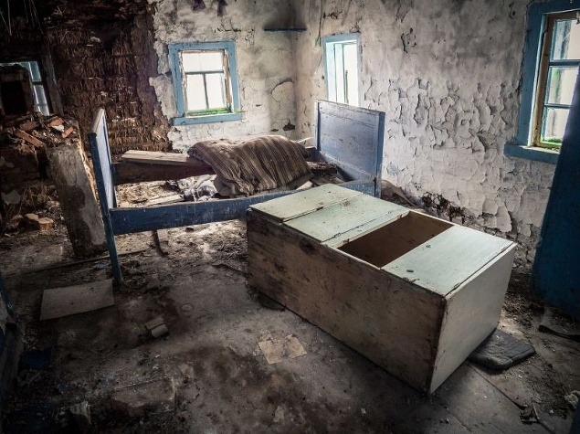 Interiér opusteného domu v Černobyle
