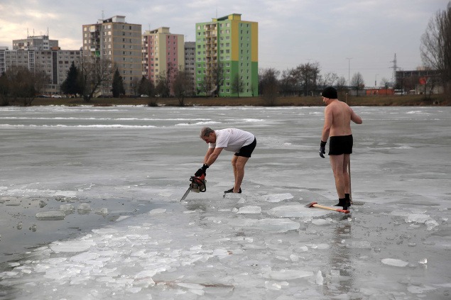 Košické „tulene“ sekali ľad: