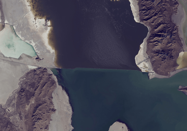 Zmršťovanie Veľkého soľného jazera, november 2015