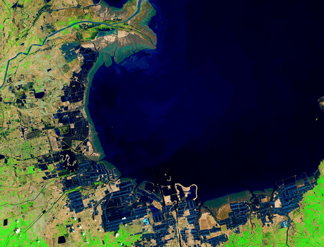 Nárast obyvateľstva v delte čínskej Žltej rieky, máj 2014