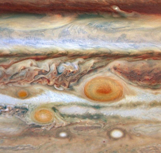 Turbulentná atmosféra Jupitera (28. máj 2008)