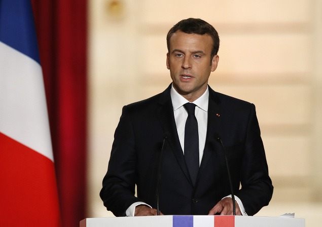 Macron reční počas inauguračného prejavu v Elyzejskom paláci.