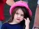 Nalíčená Suri Cruise ako