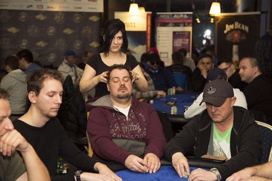 Hrat poker bratislava