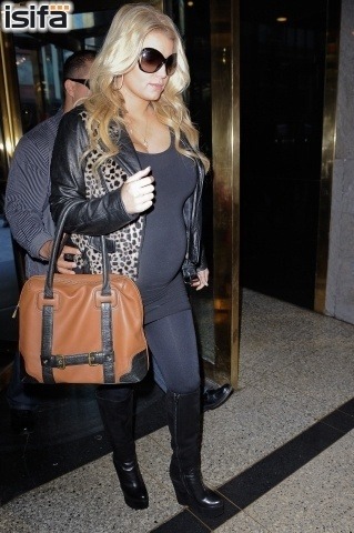 Jessica Simpson tehotenstvo viac