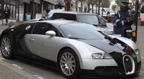 Bohatý ale nevychovaný: Bugatti
