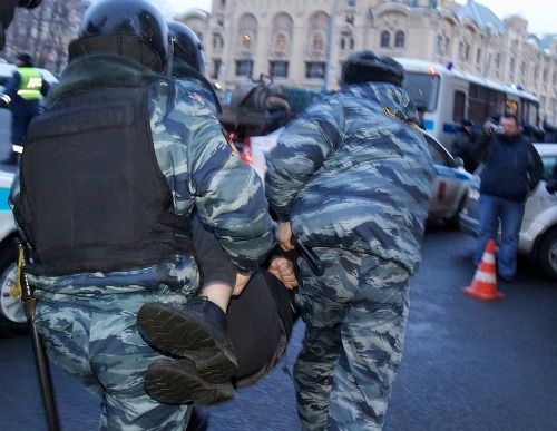 Polícia v Moskve rozohnala