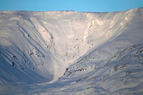 Obrovská lavína zmietla turistov