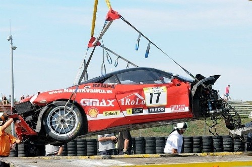 Zničené Višňovského Ferrari