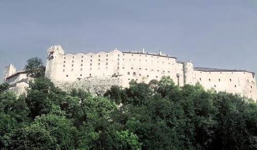 Spravodajská služba vybrala aj snímku hradu v Salzburgu, ktorý patrí k najväčším a najzachovalejším stredovekým hradom v Európe.